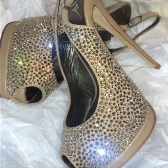 Giuseppe Zanotti Suede Crystal Peep Toe Platform - Picture 6 of 12